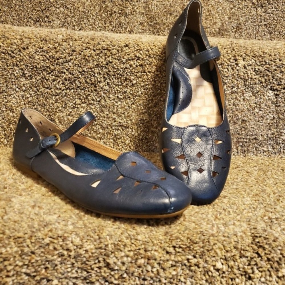 BORN - Navy Leather Mary Jane Flats
